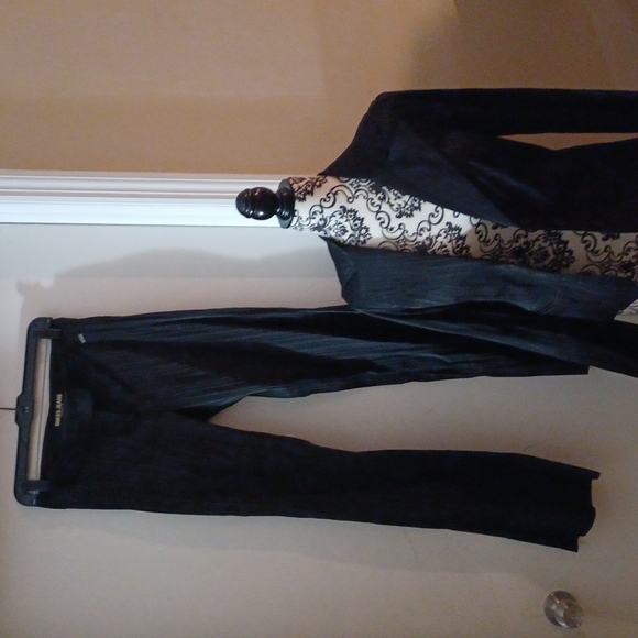 Set of Guess  woman  Suit - Picture 2 of 9